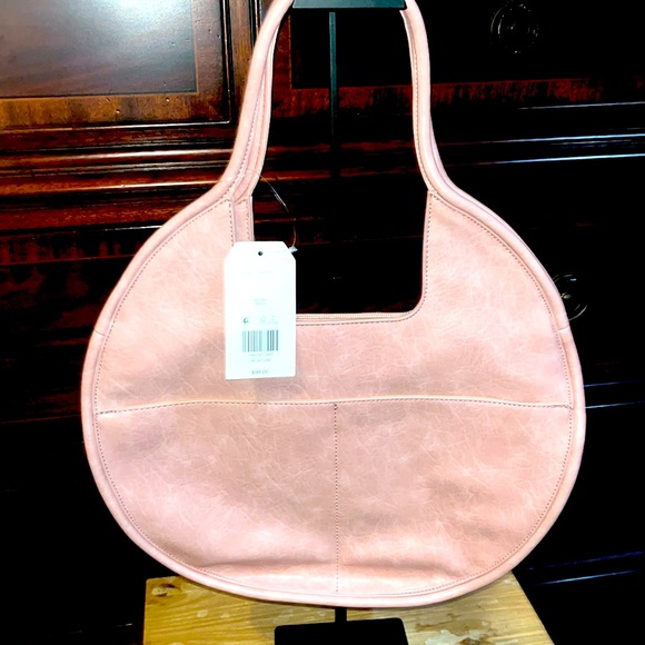 Wonderly Handbags - NWT Wonderly purse pink / peach color - adorable
and unique, sun sale price🩷